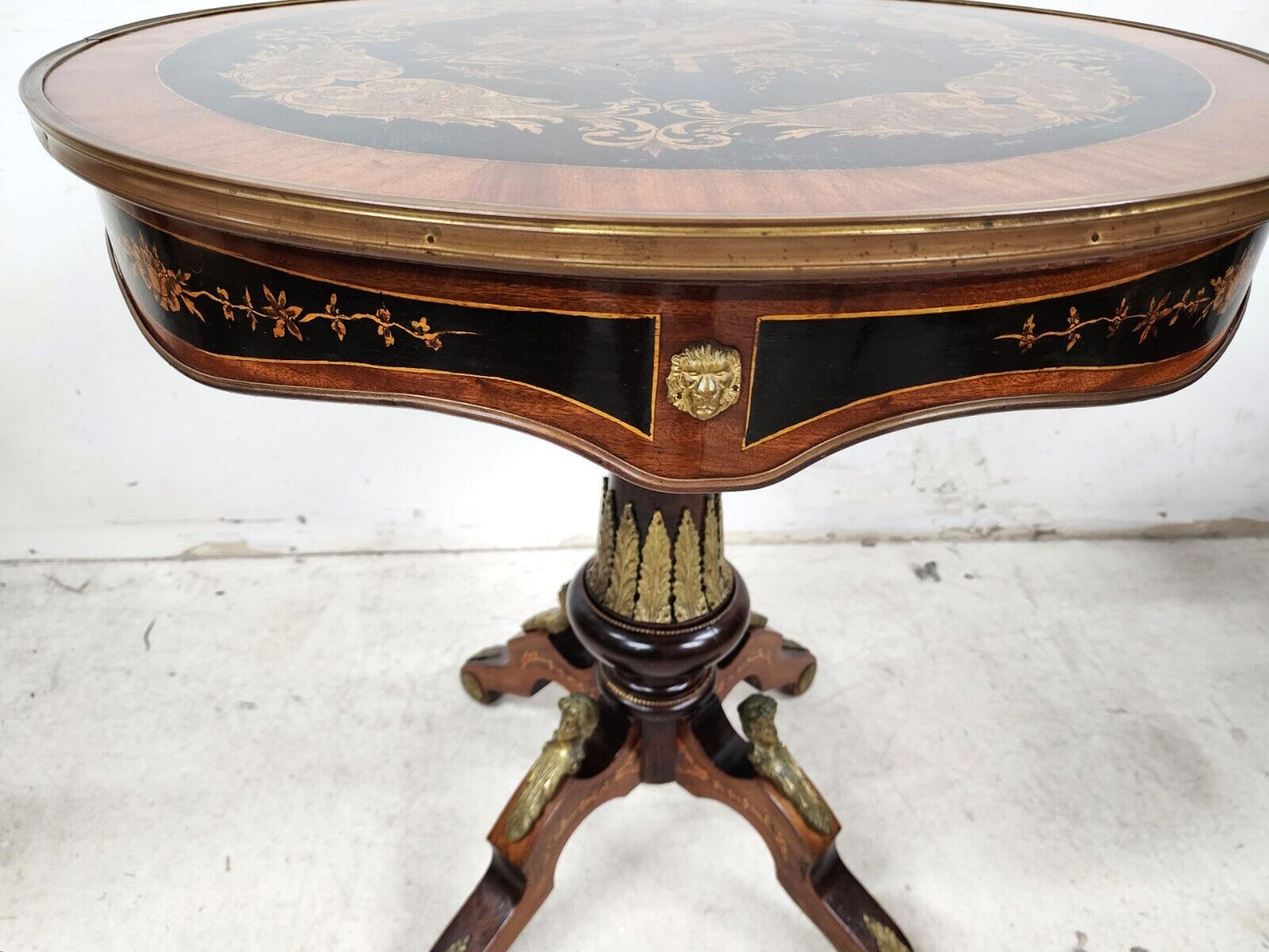 French Center Accent Lamp Table Louis XV Ormolu Mounts