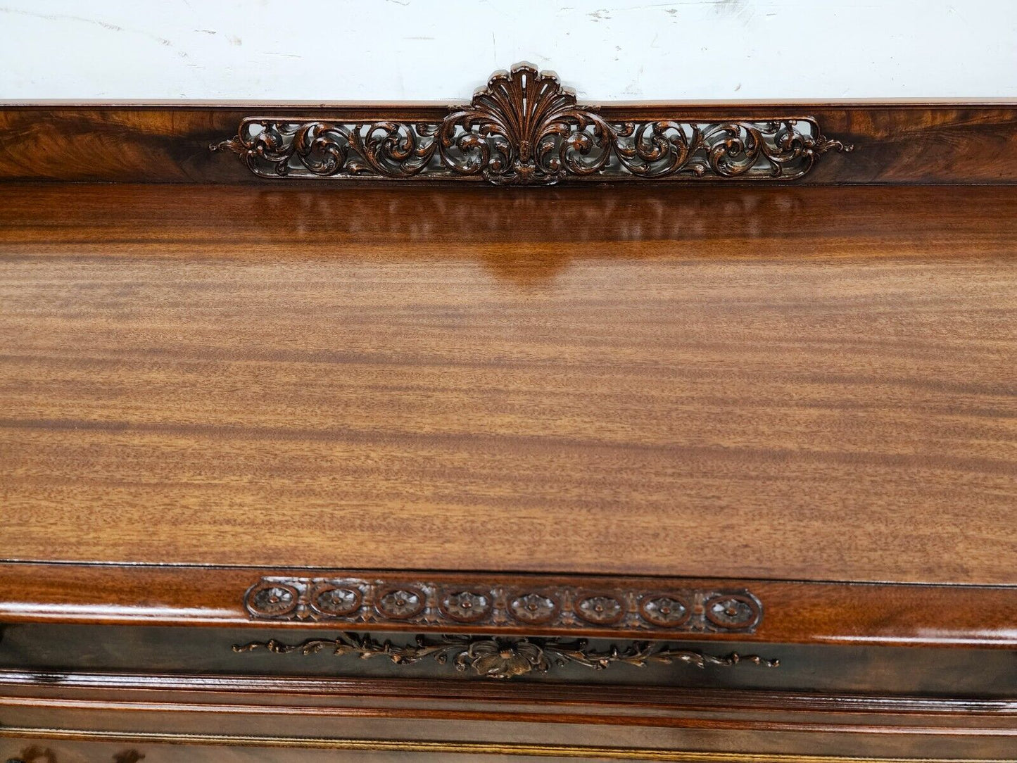 Chippendale Buffet Sideboard Antique by ROYAL FURNITURE Co