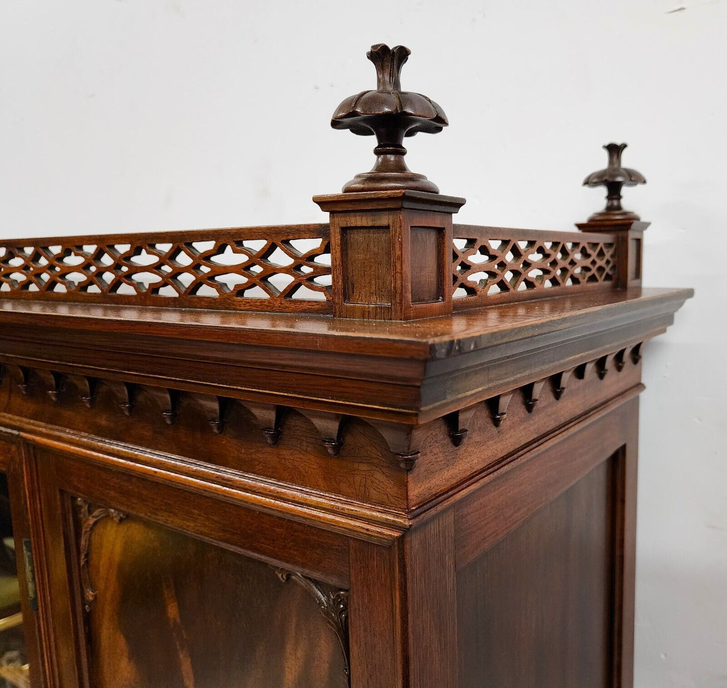 Antique China Cabinet Chippendale in Walnut by ROYAL FURNITURE Co