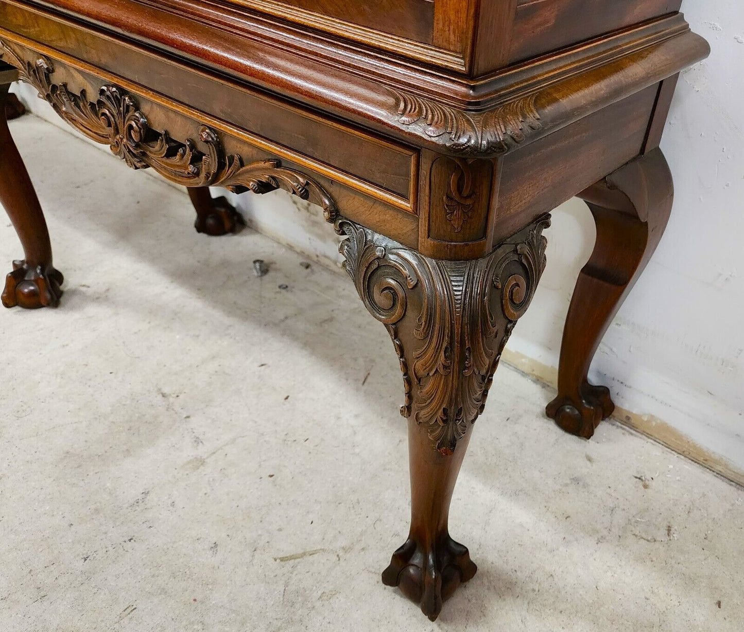 Antique China Cabinet Chippendale in Walnut by ROYAL FURNITURE Co