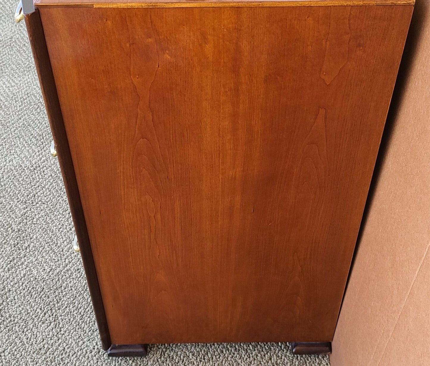 Vtg Mid Century Modern HICKORY WHITE Briar Burl Wood with Brass Pulls Dresser