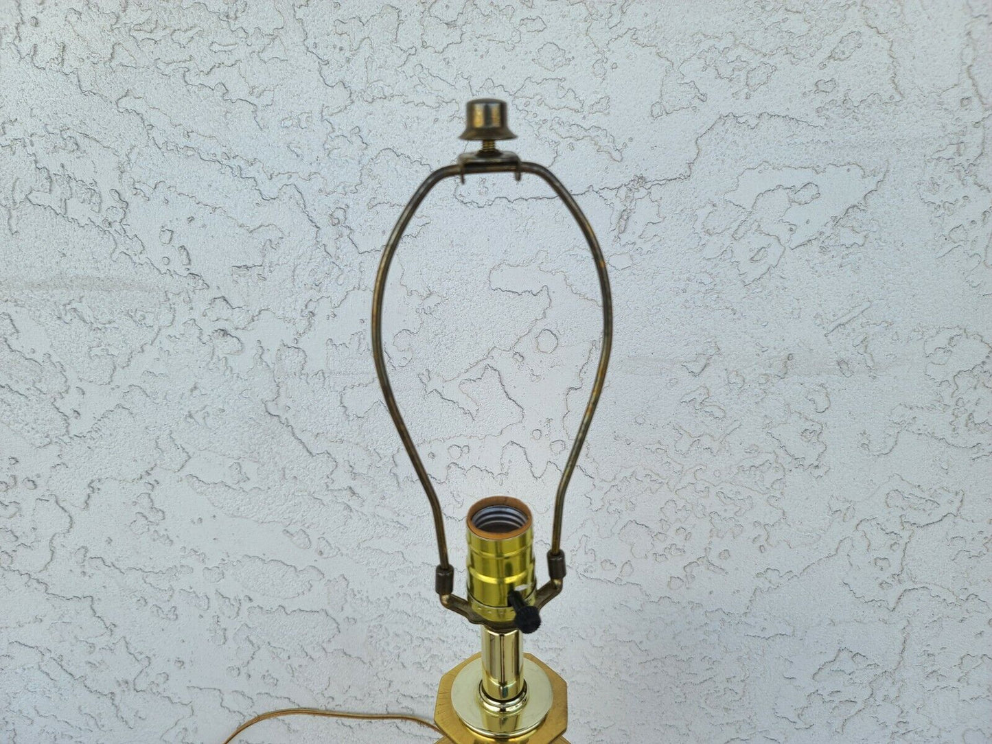 Vintage Art Deco High End Solid Brass and Opaline Table Lamp