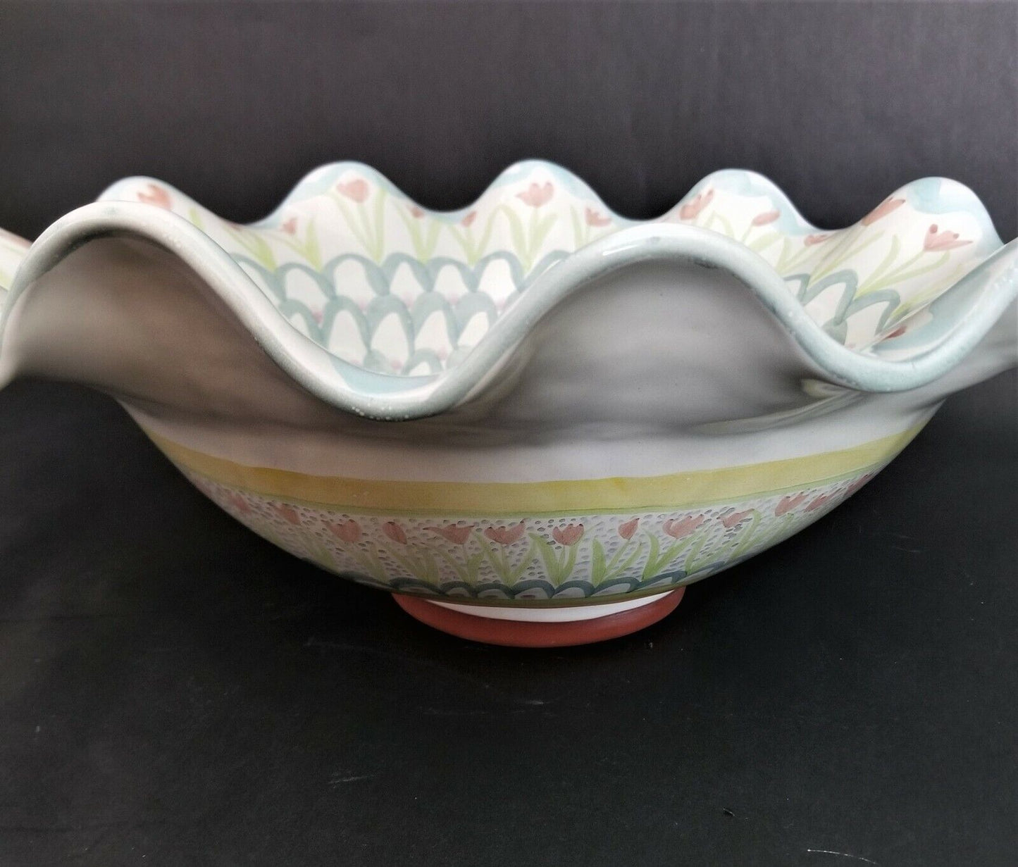 MACKENZIE CHILDS King Ferry Victoria Richard Serving Centerpiece Scalloped Bowl