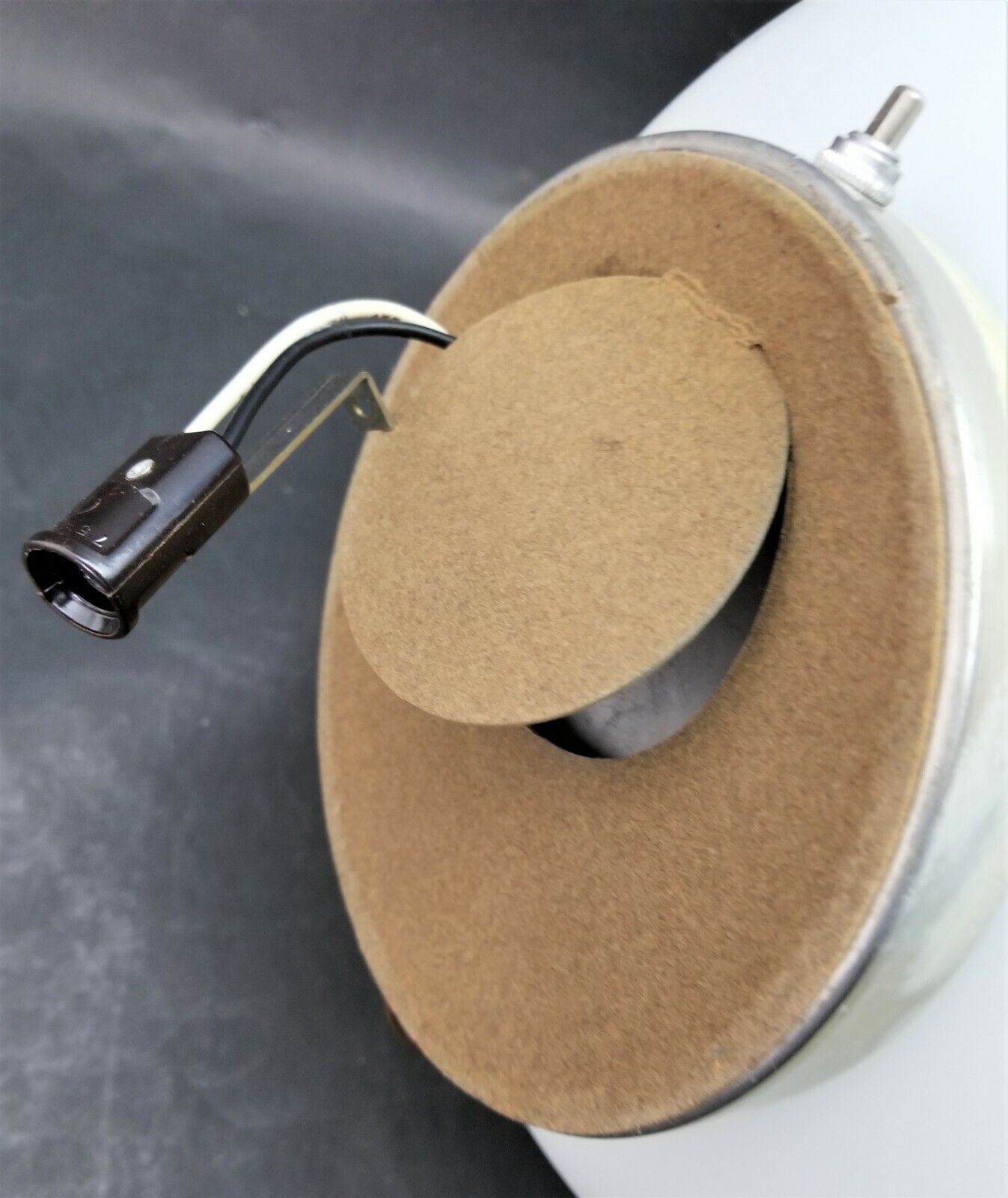 LAUREL LAMP CO Large Frosted Glass Teardrop Style MCM Table Lamp