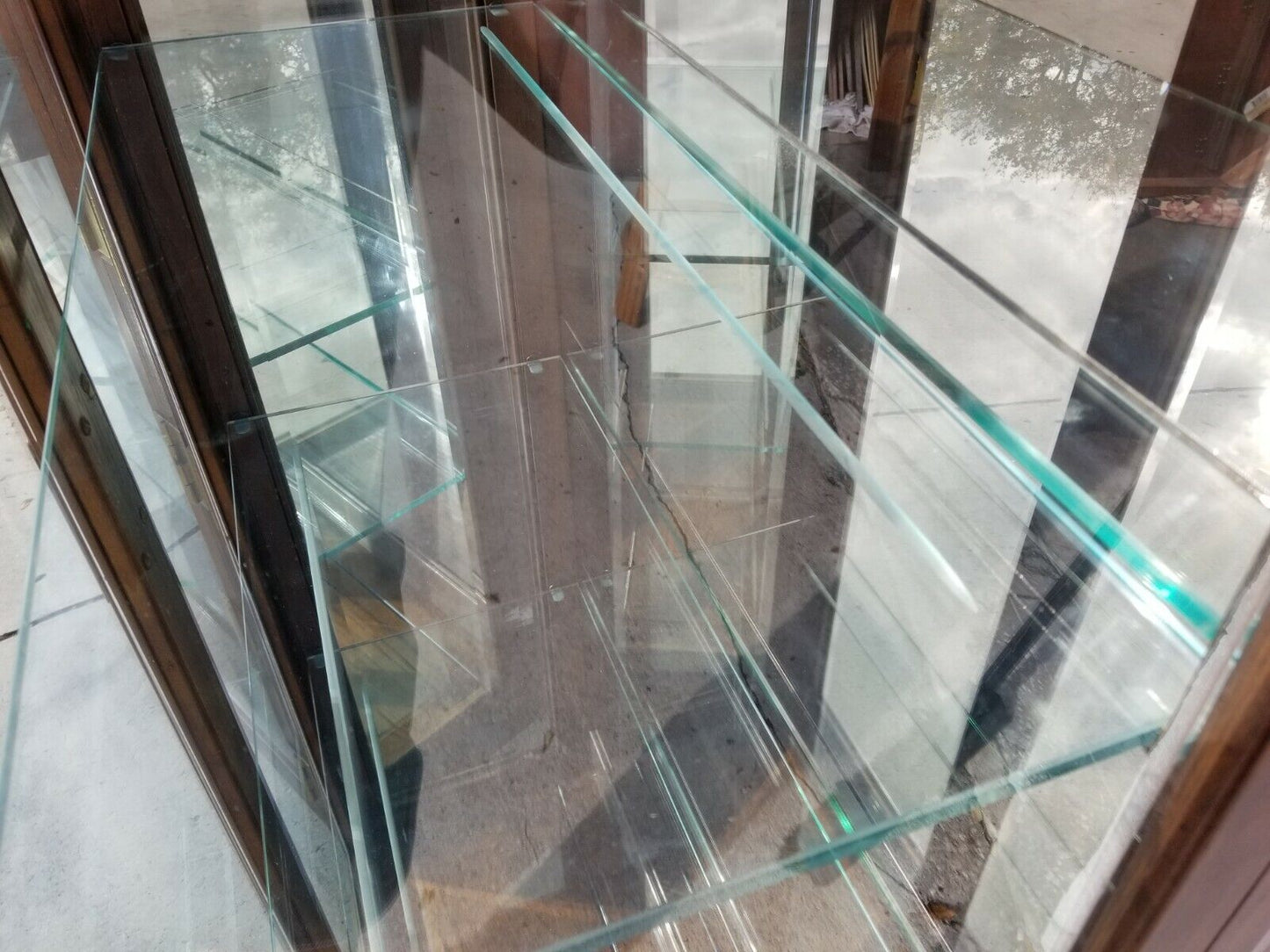 HENREDON Display Cabinets Etagere Vitrines Scene One Campaign