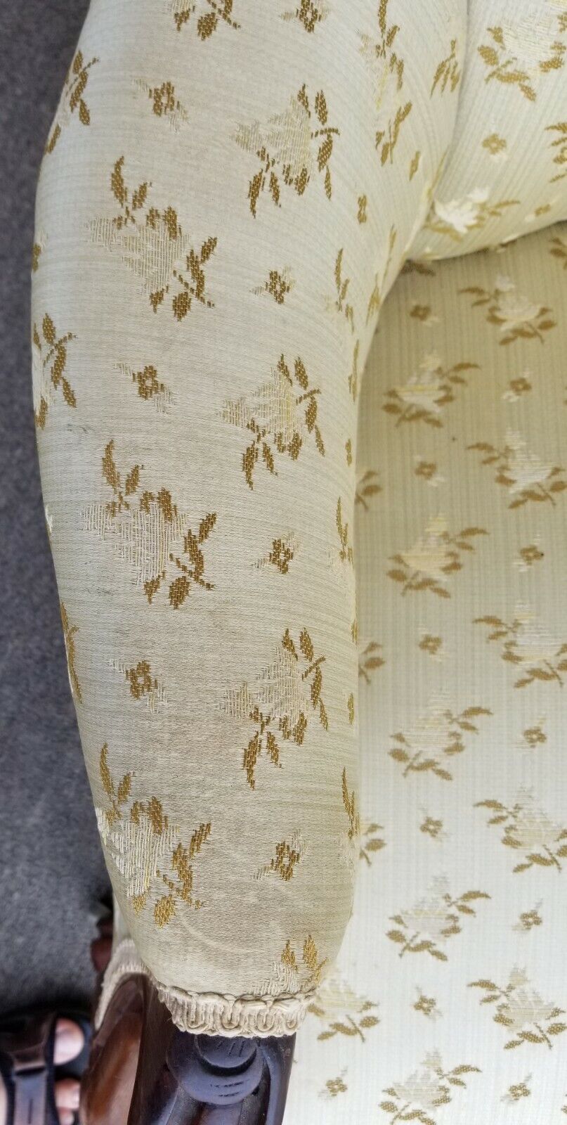 Antique 1800's Victorian Balloon Back Parlor Carved Walnut Armchair