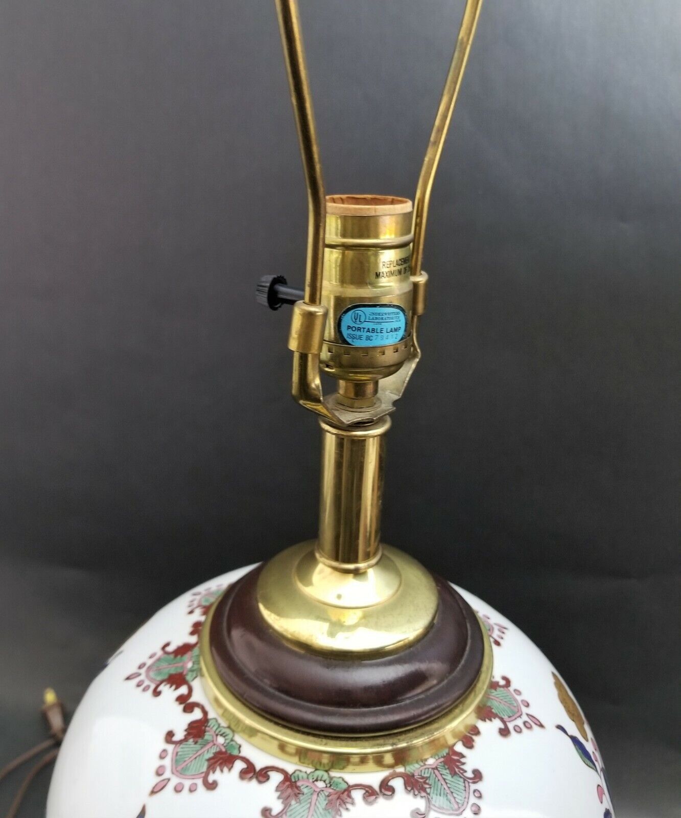 SHOAL CREEK LIGHTING Asian Crest Chinoiserie Style Table Lamp Wood Base 28 1/2"