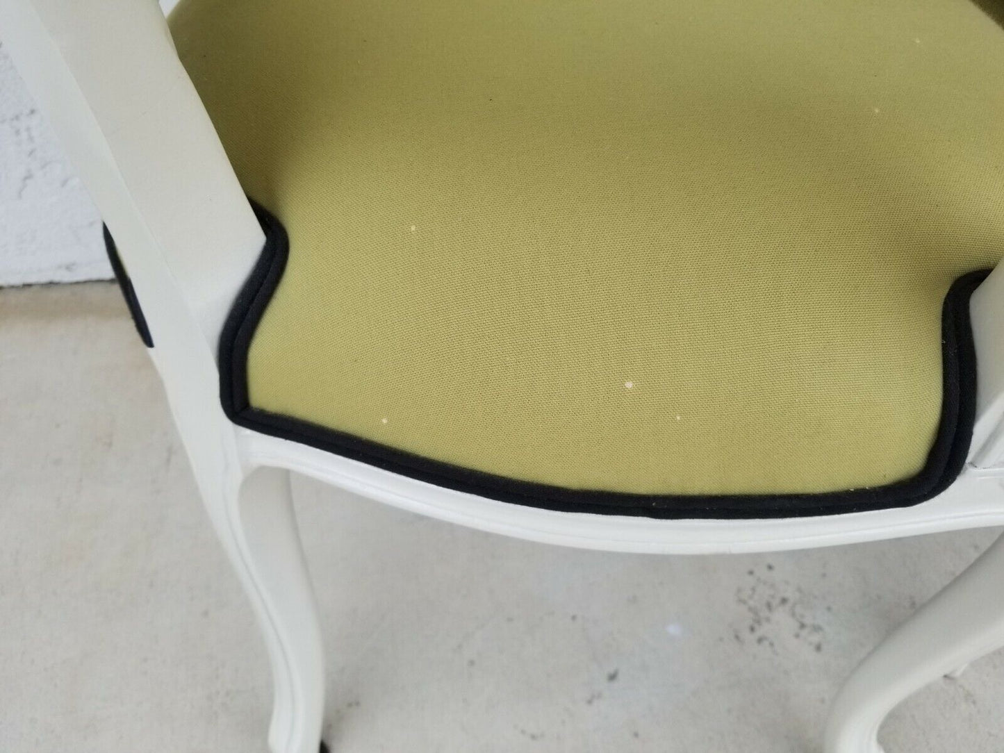 (2) Vintage French Provincial Louis XV Pearled White Carved Wood Armchairs