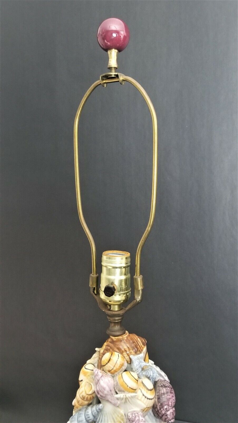 PAUL HANSON 3 Dimensional Tower of Sea Shells Ceramic Table Lamp Beach Coastal