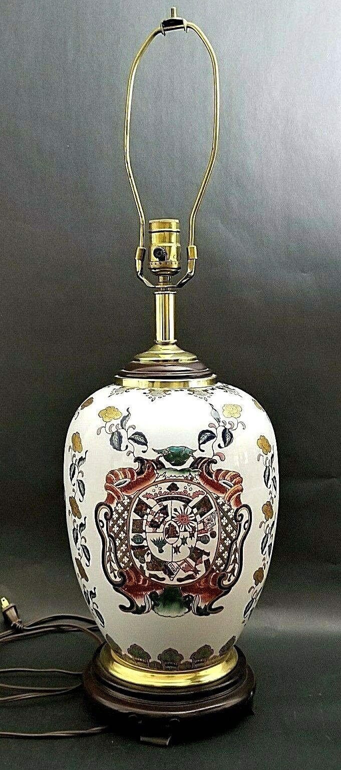 SHOAL CREEK LIGHTING Asian Crest Chinoiserie Style Table Lamp Wood Base 28 1/2"