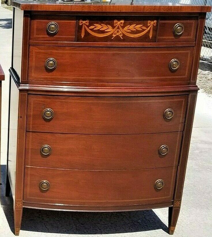 Antique VANLEIGH FURNITURE of New York Mahogany Federal Style Highboy Dresser