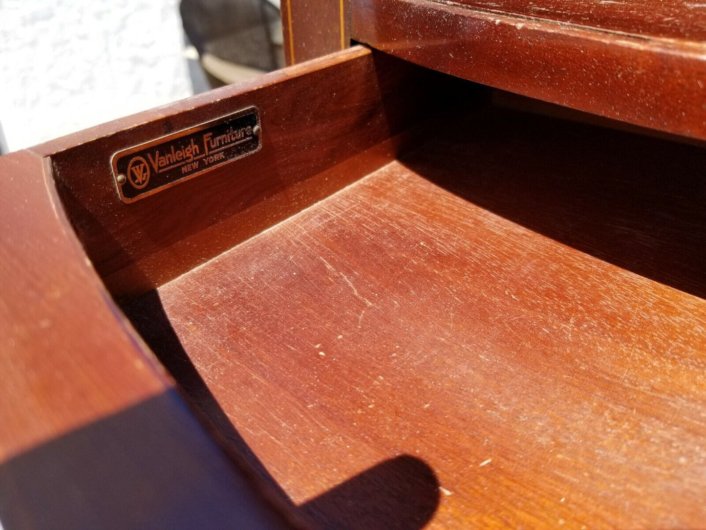 Antique VANLEIGH FURNITURE of New York Mahogany Federal Style Dresser