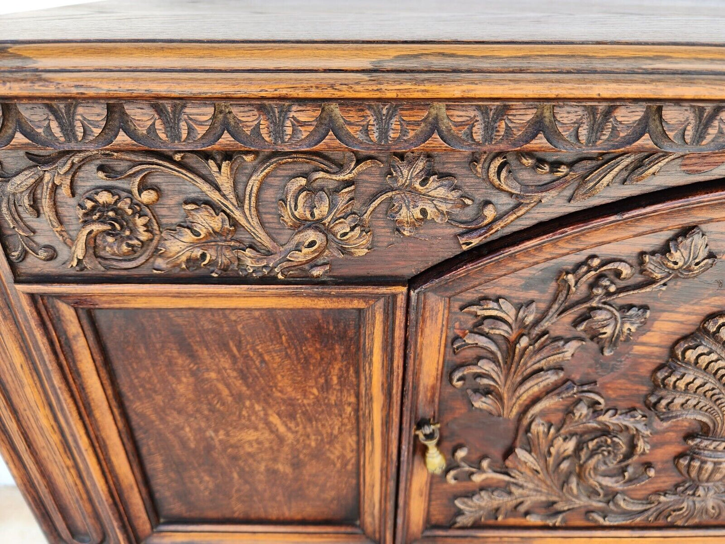 Antique Buffet Sideboard TV Table Oak Early 1900s