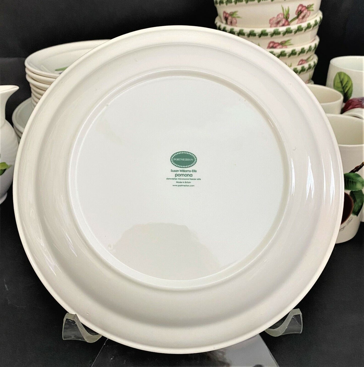 (1) PORTMEIRION Pomona Hoary Morning Apple 8 1/2" Salad Plate