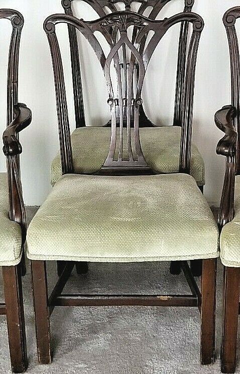 Set of 4 Antique English Chippendale Georgian Mahogany Dining Side Chairs Only