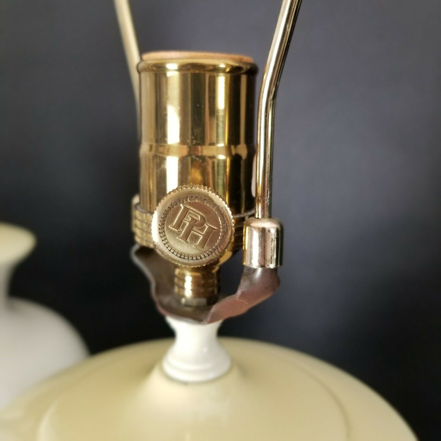 Vtg Pair of PAUL HANSON Ceramic Lamps with Embossed Iris Flowers in Cream/Ivory