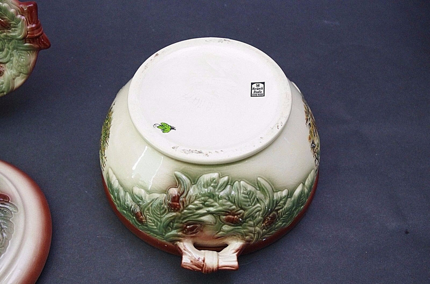 Antique KERAMIK STUDIO HANDMADE PEASANT POTTERY Wild Game Serving Soup Tureen