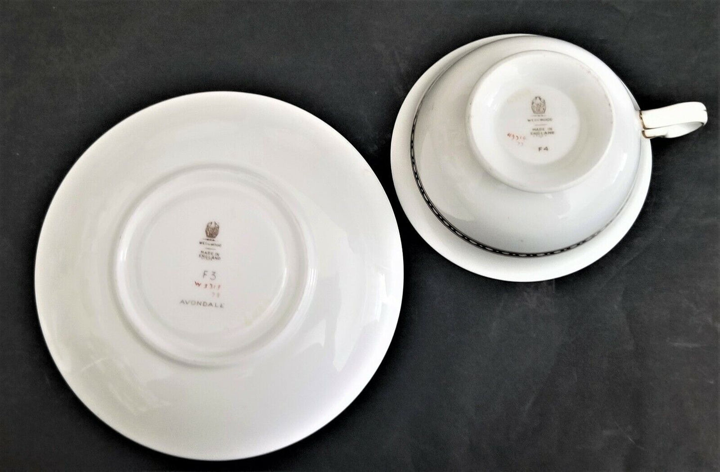 (1) Only WEDGWOOD Avondale Cup & Saucer Set Cream with Scrolls and Pink Roses